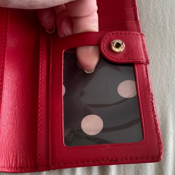 kate spade red patent leather continental wallet with gold logo - Picture 8 of 12